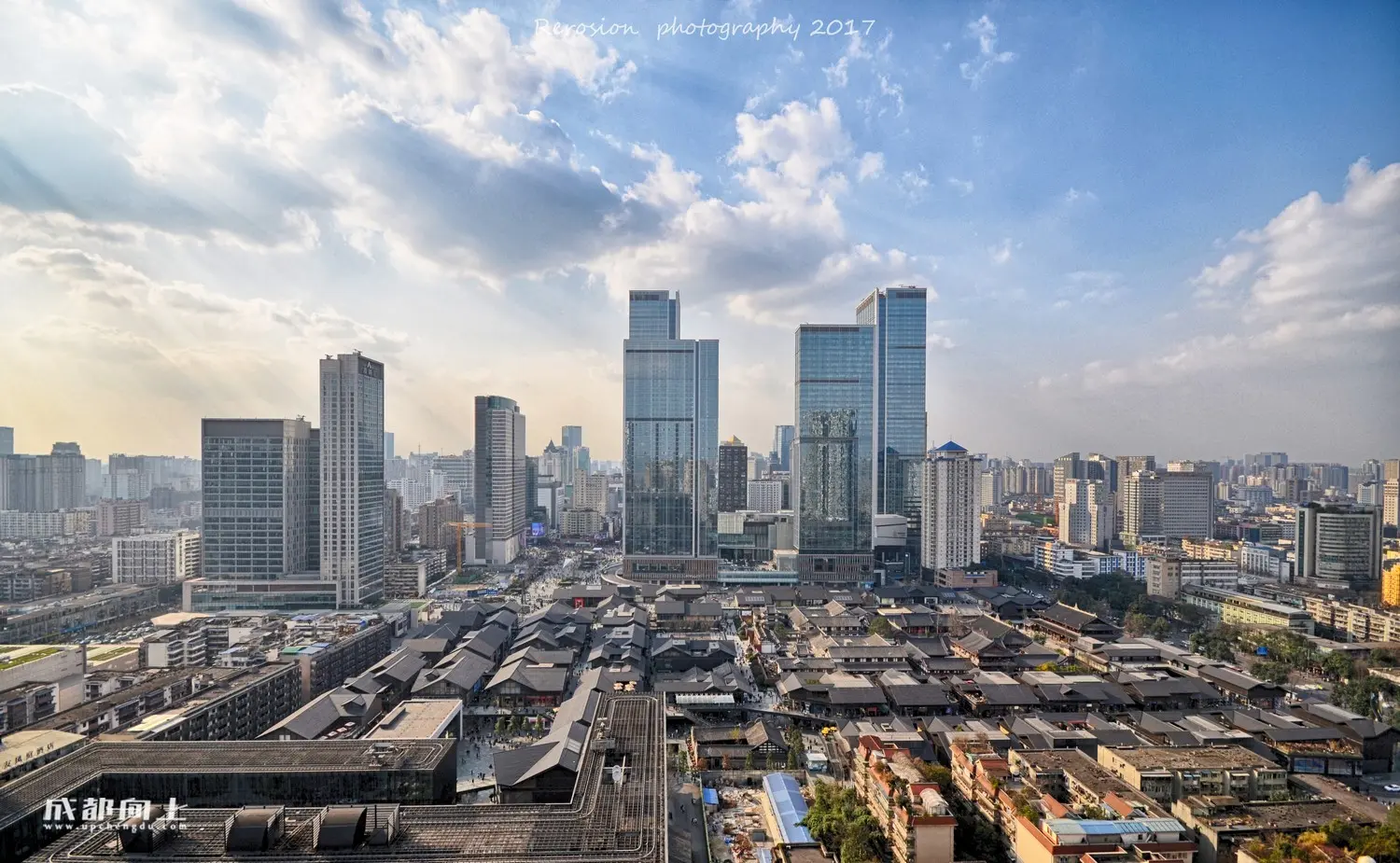 买房选成都还是重庆?他们这样说!你呢?